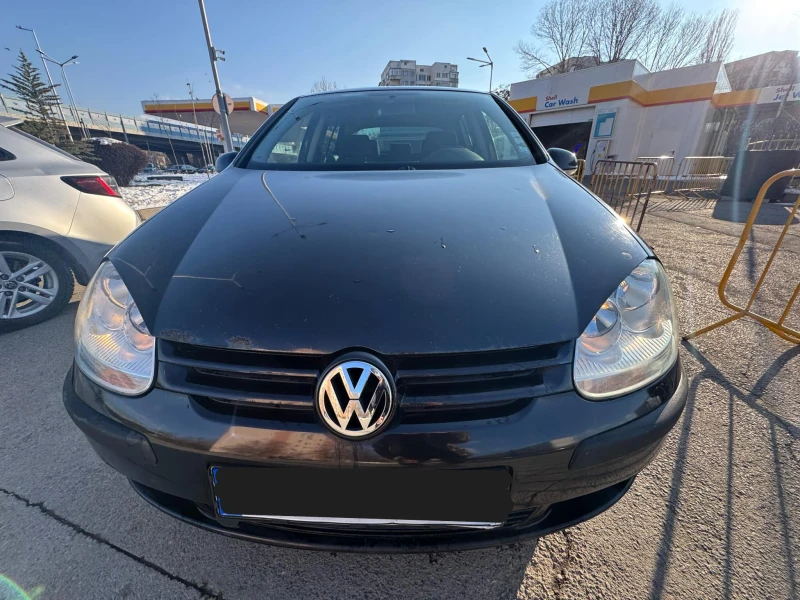 VW Golf 1.6 FSI, снимка 2 - Автомобили и джипове - 49230348