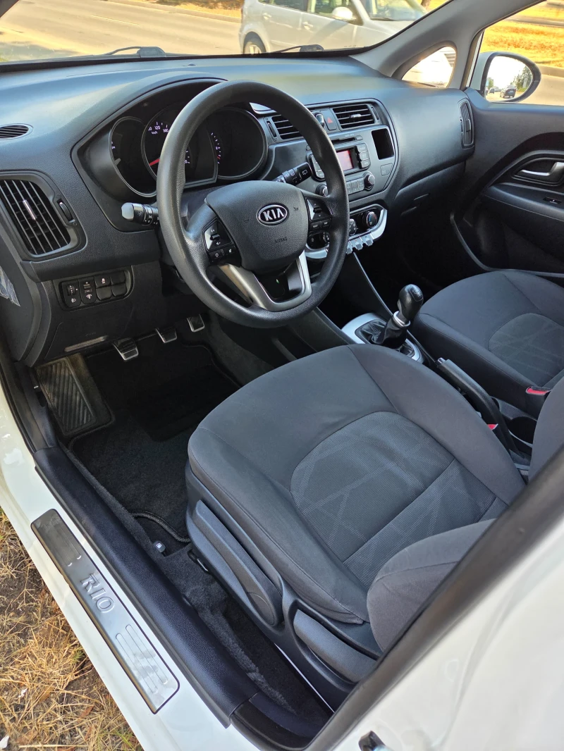 Kia Rio 1.4 БЕНЗИН 110ps, снимка 7 - Автомобили и джипове - 51446143