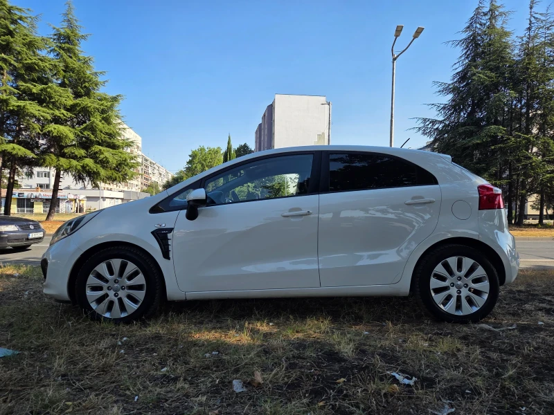 Kia Rio 1.4 БЕНЗИН 110ps, снимка 12 - Автомобили и джипове - 51446143