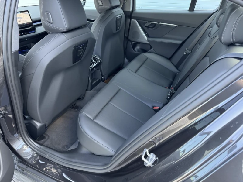 BMW 520 d xDrive Гаранция! , снимка 6 - Автомобили и джипове - 51544884