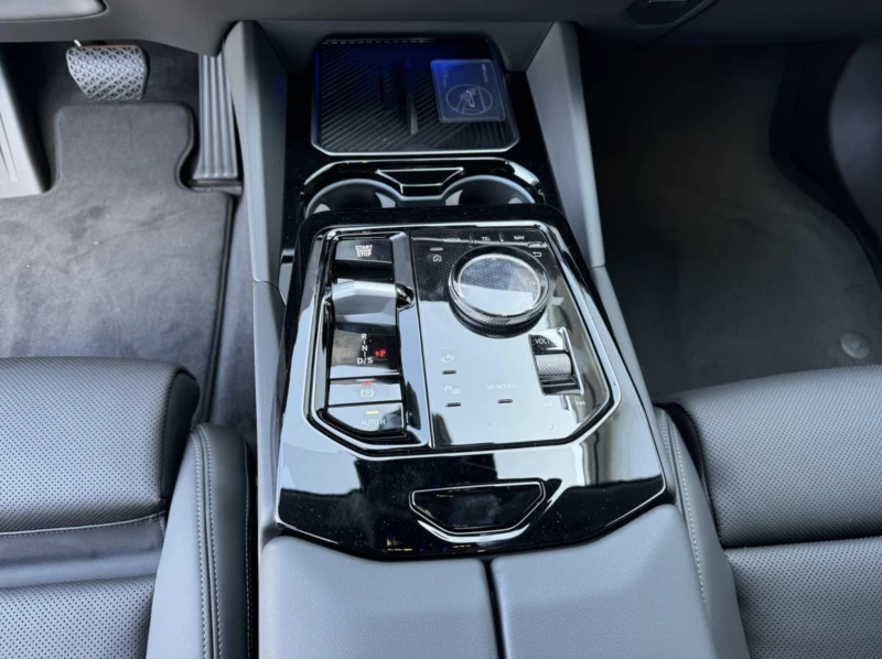 BMW 520 d xDrive Гаранция! , снимка 7 - Автомобили и джипове - 51544884