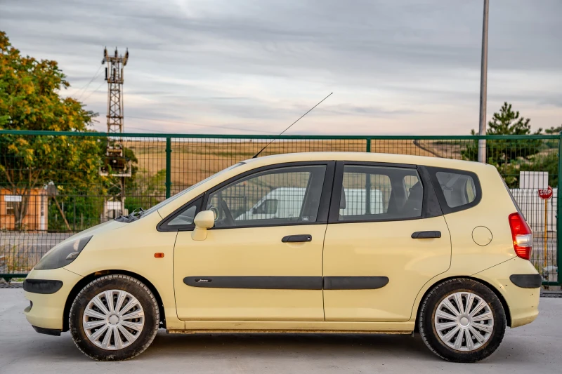 Honda Jazz 1.4// ХОЛАНДИЯ// Зимни и летни гуми// Теглич// , снимка 5 - Автомобили и джипове - 52044934