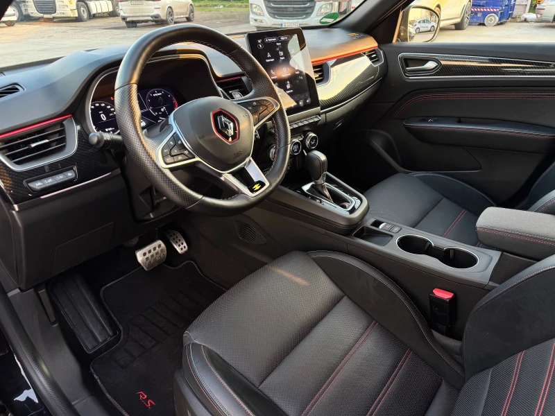 Renault Arkana / RS LINE / DISTRONIC / LANE ASSIST / , снимка 9 - Автомобили и джипове - 52652533