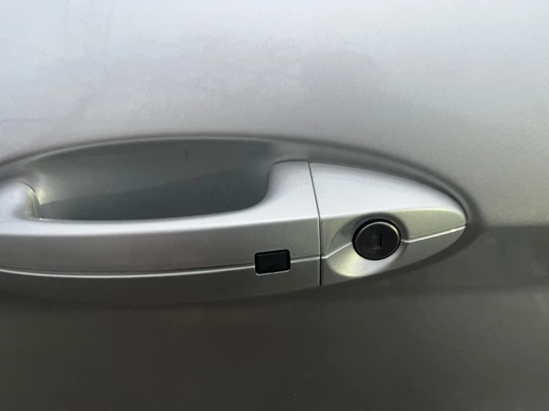 Ford Fiesta 1.4 16v, - Automatic - 120000km - SWISS , снимка 11 - Автомобили и джипове - 52665097