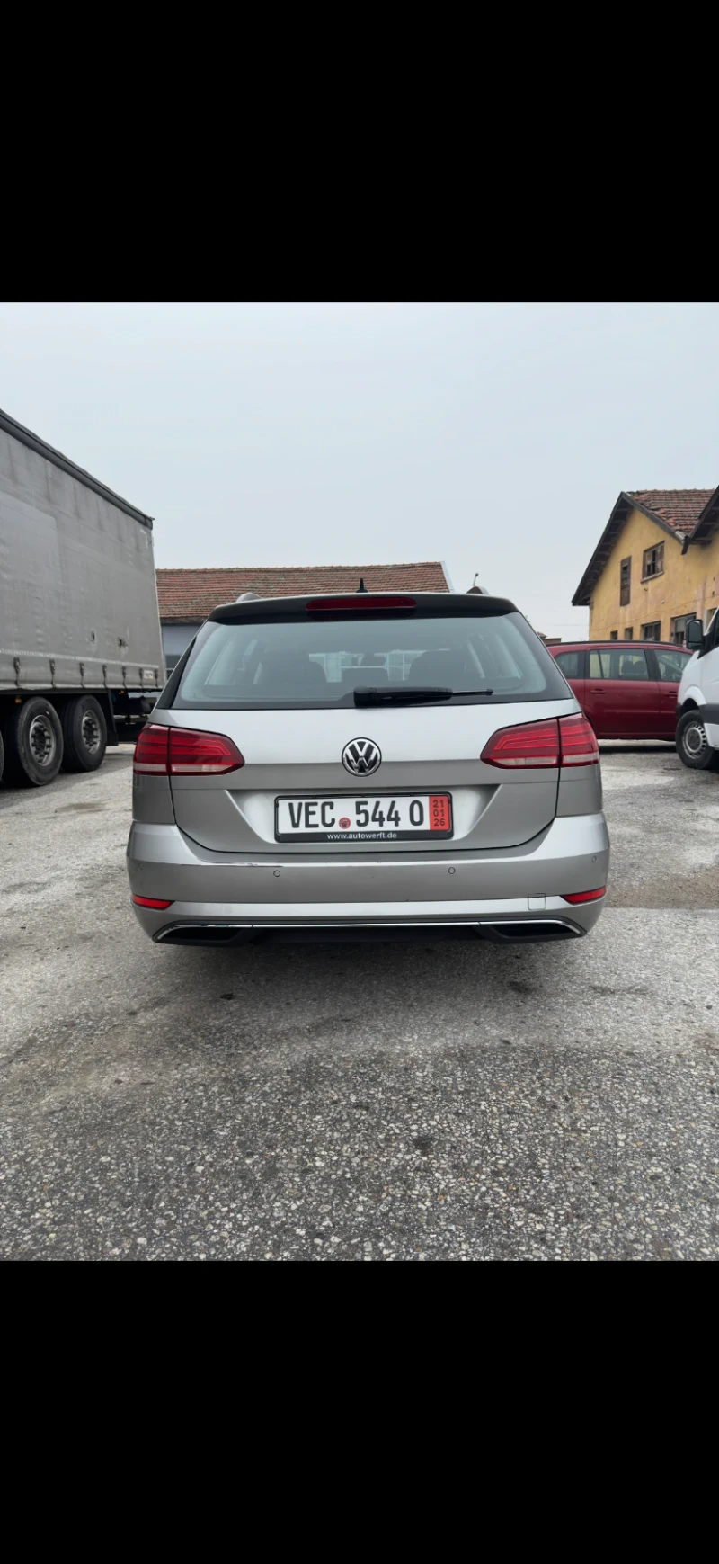 VW Golf 1.6TDI.FULL LED.DISTRONIK.DSG!, снимка 4 - Автомобили и джипове - 53223576
