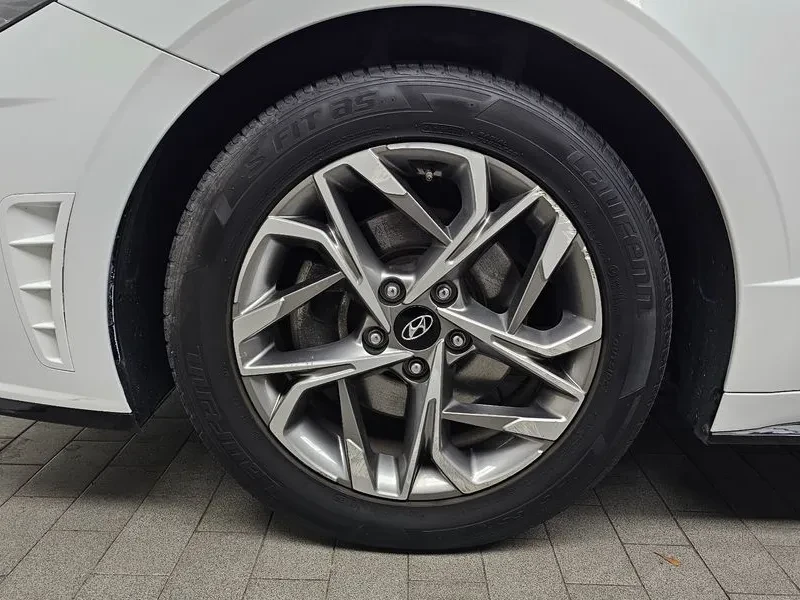 Hyundai Sonata (Dn8) 2.0 Modern, снимка 5 - Автомобили и джипове - 55278102
