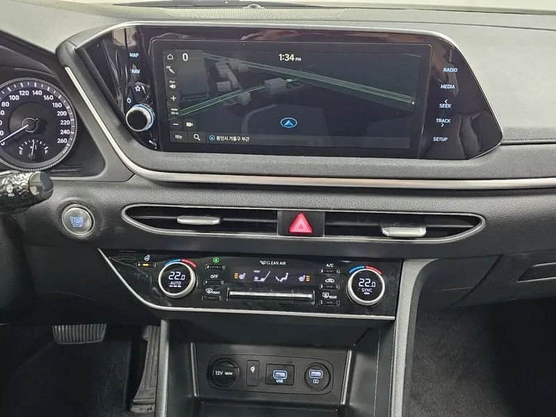 Hyundai Sonata (Dn8) 2.0 Modern, снимка 16 - Автомобили и джипове - 55278102
