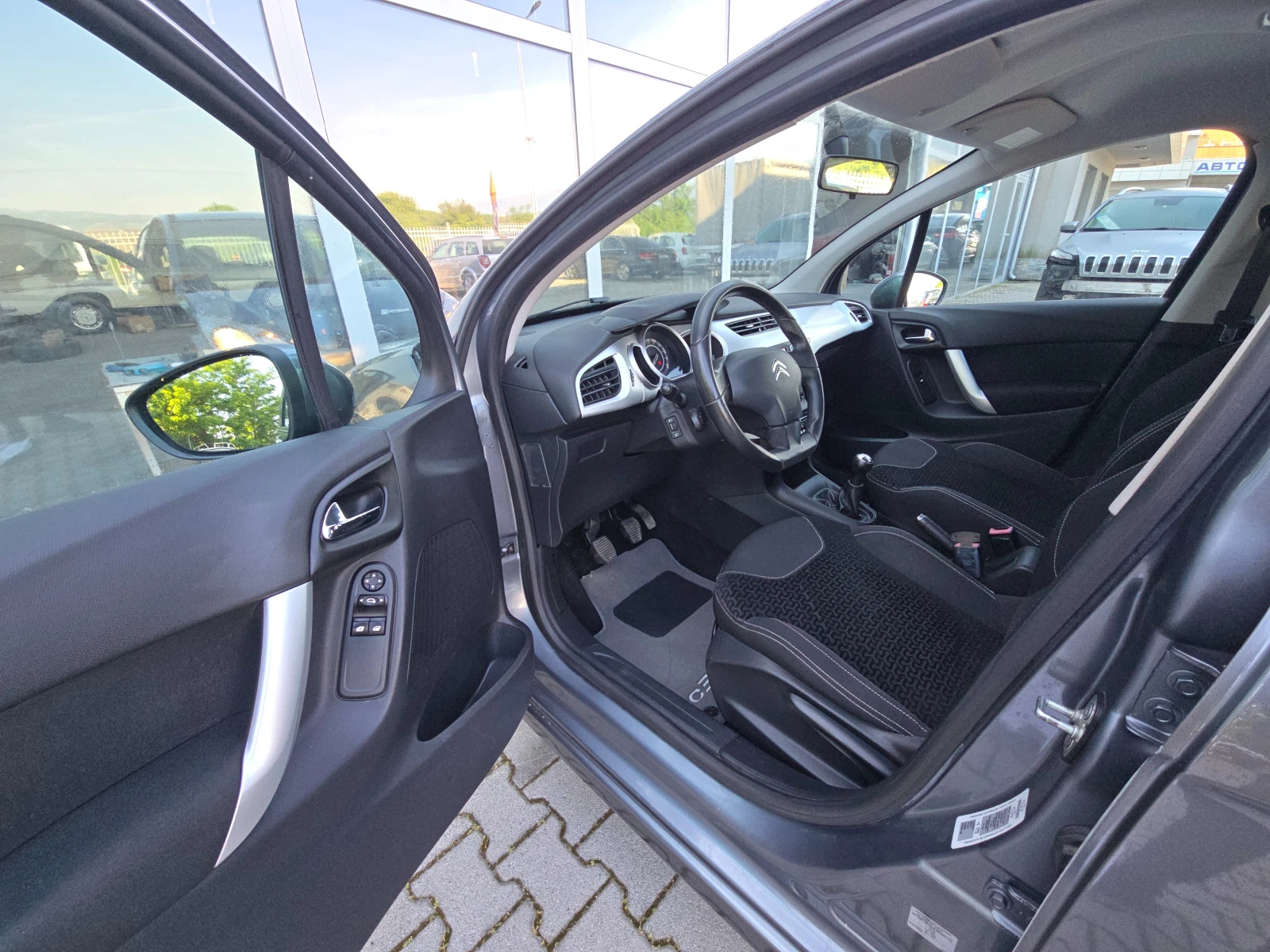 Citroen C3 1.6 - изображение 9