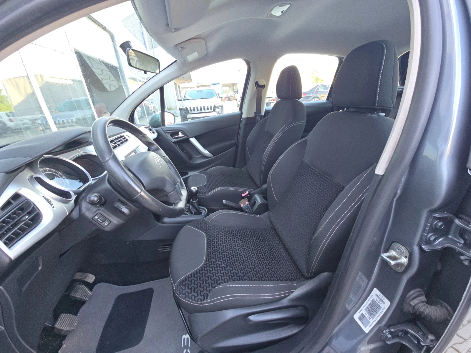 Citroen C3 1.6 - изображение 10