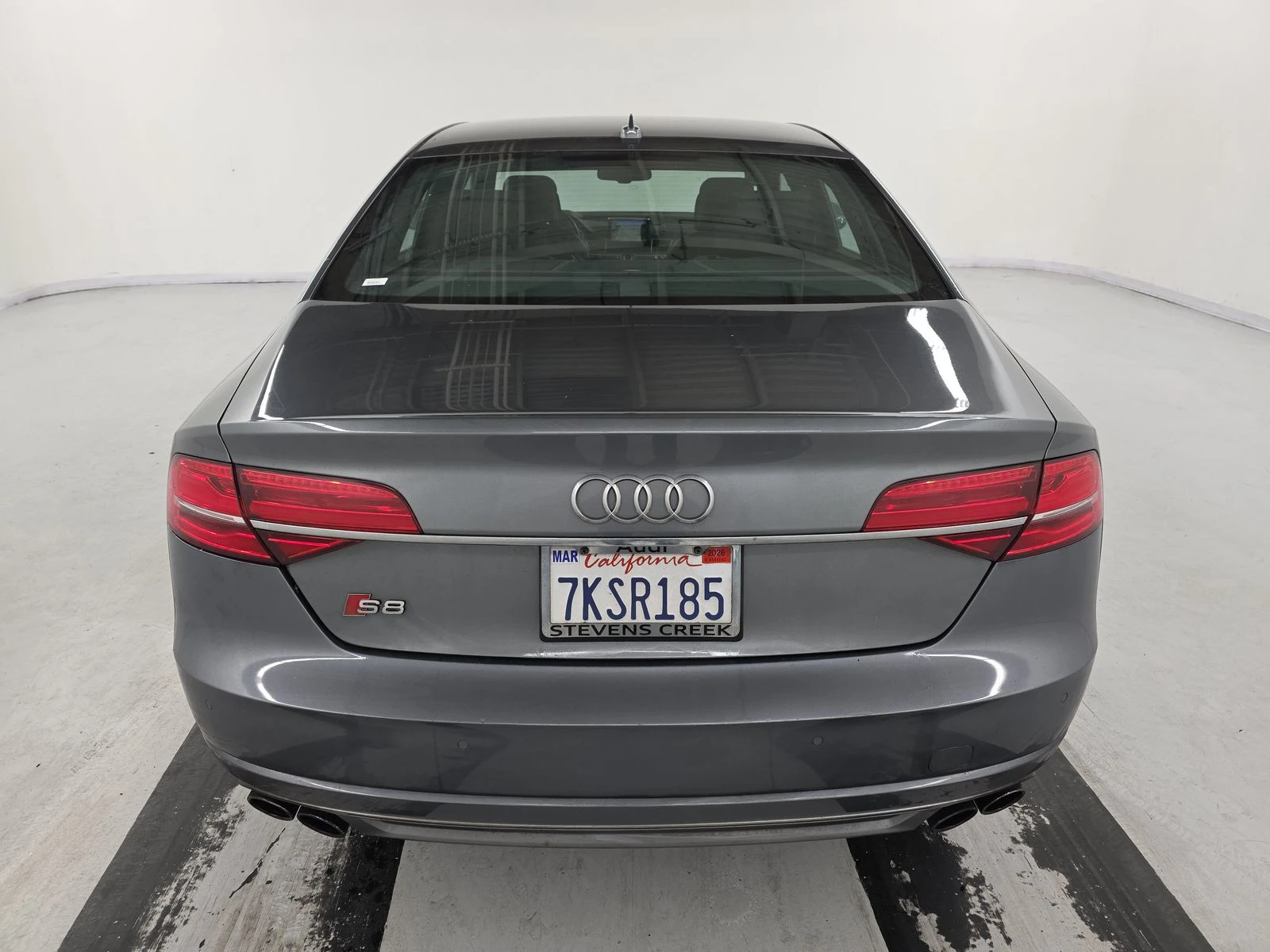 Audi S8 MATRIX* АЛКАНТАРА* ДИСТРОНИК* МАСАЖ* ОБДУХ* HEADUP - изображение 4