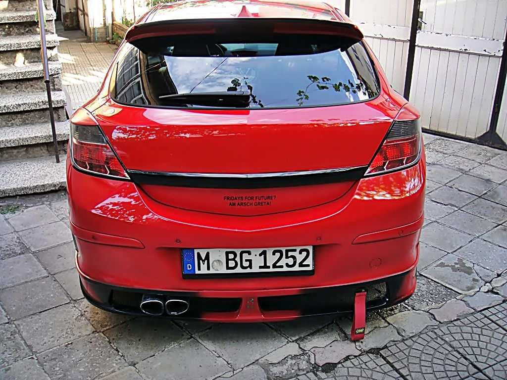 Opel Astra 1.6 GTS ГЕРМАНИЯ - изображение 4