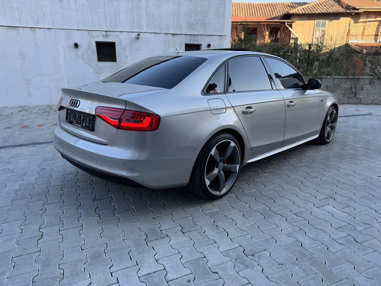 Audi A4 2.0 TFSI - изображение 3
