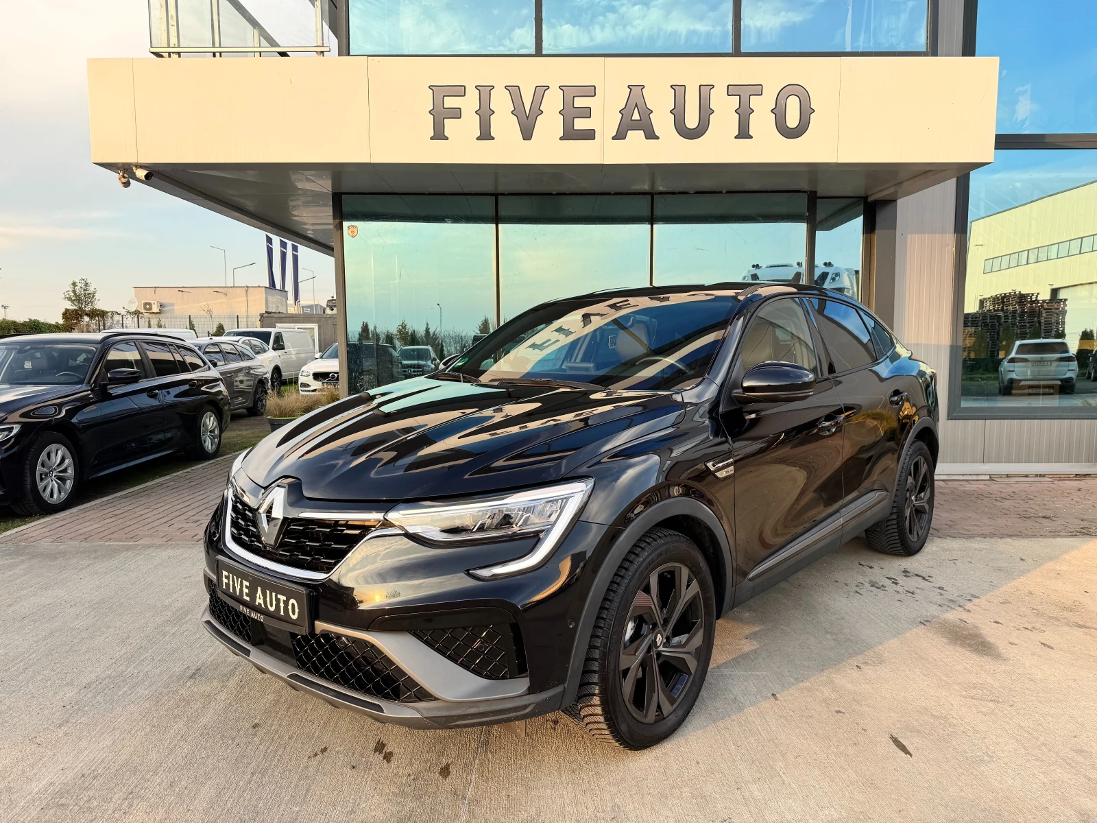 Renault Arkana / RS LINE / DISTRONIC / LANE ASSIST /  - изображение 3