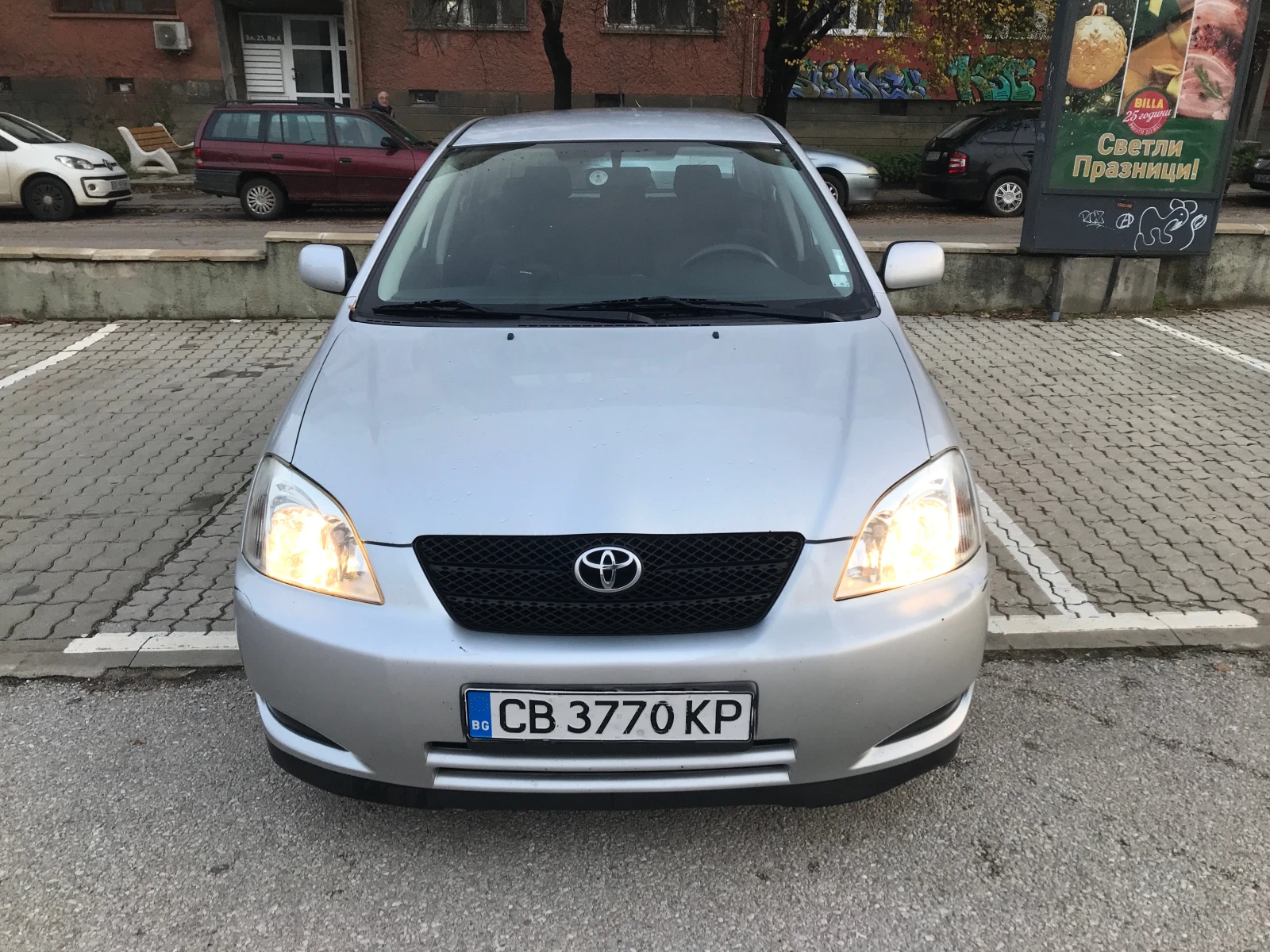 Toyota Corolla VVT-i - изображение 2