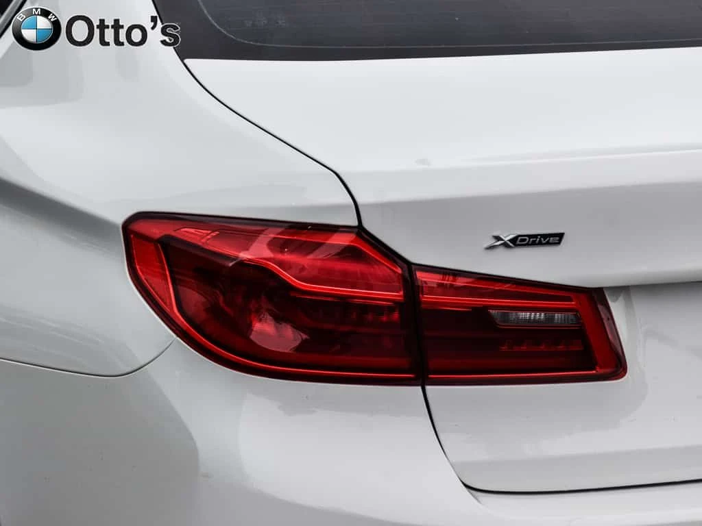 BMW 530 * xDrive Sedan * CARFAX * ���� �� �� | Mobile.bg � ����������� 8