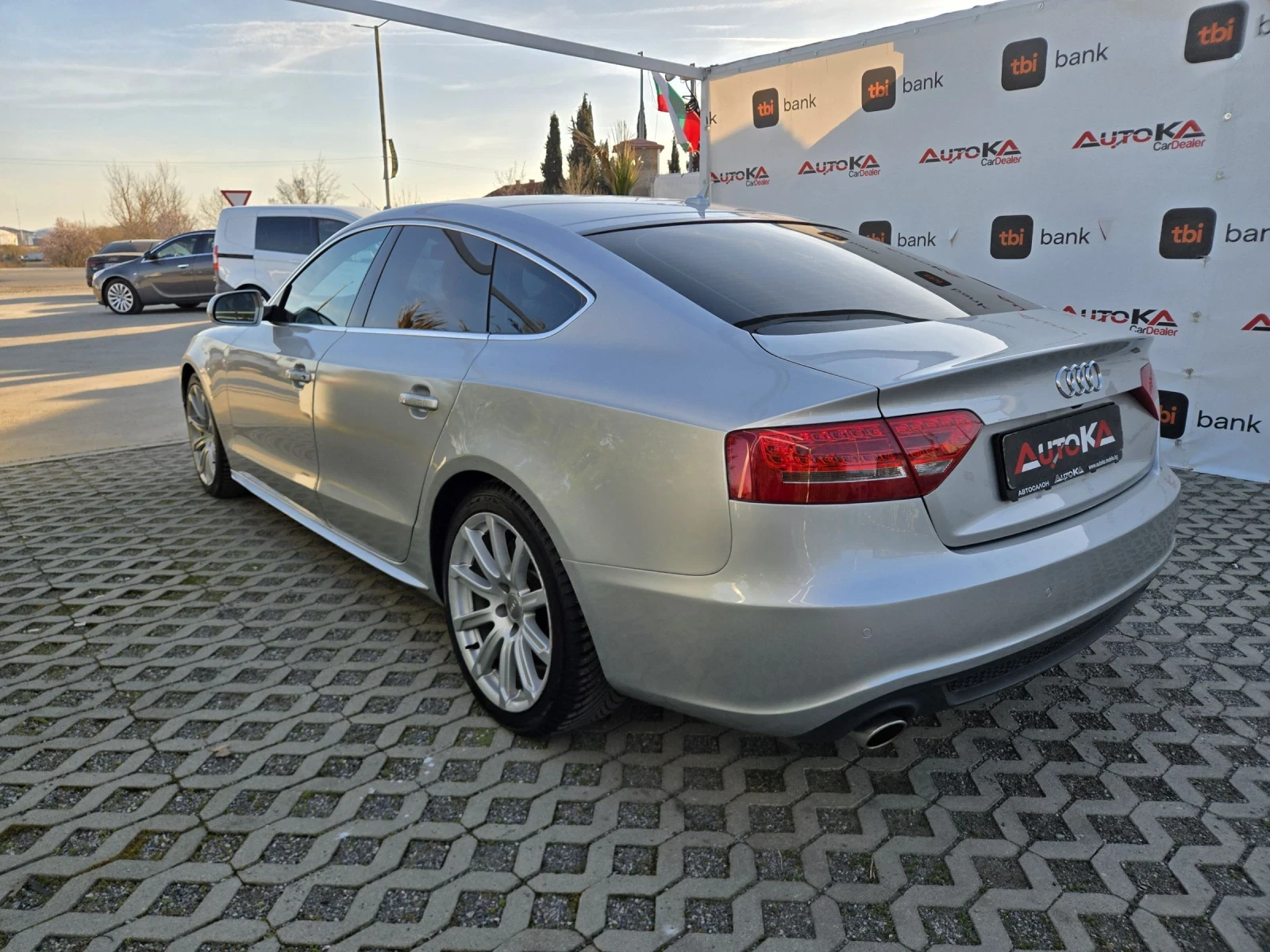 Audi A5 3.0TDI-239кс= 3хS-LINE= DISTRONIC= B&O= КАМЕРА, снимка 5 - Автомобили и джипове - 53817475
