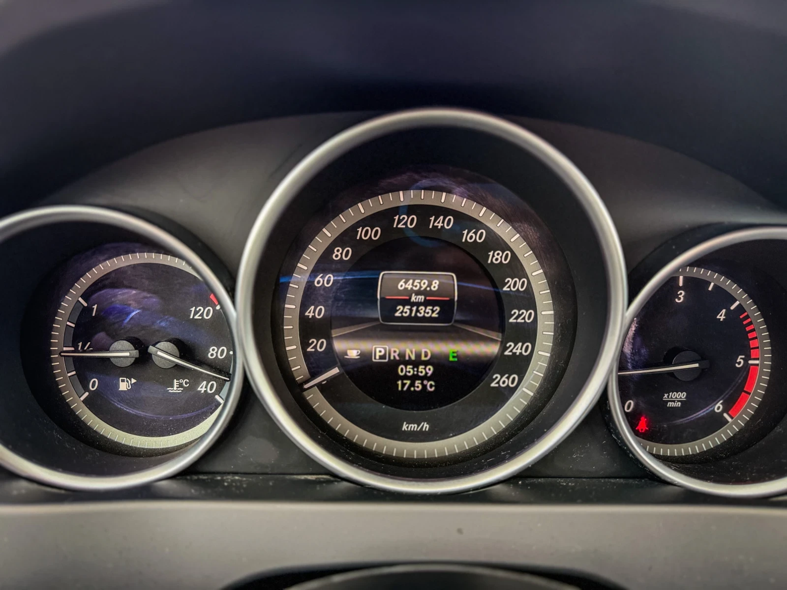 Mercedes-Benz C 220 Executive ИТАЛИЯ, снимка 15 - Автомобили и джипове - 53938926