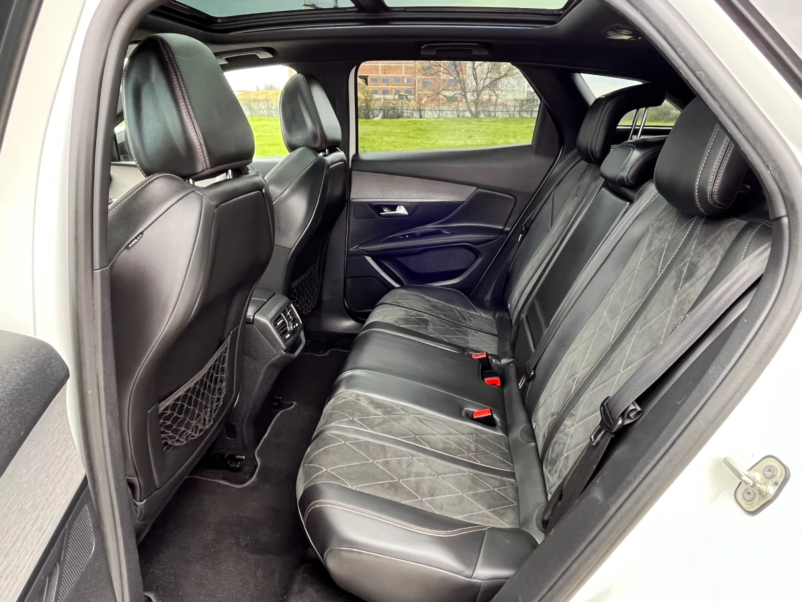 Peugeot 3008 GT 2.0 HDI AUTOMAT 180 к.с. PANORAMA FULL!!!, снимка 11 - Автомобили и джипове - 54151085