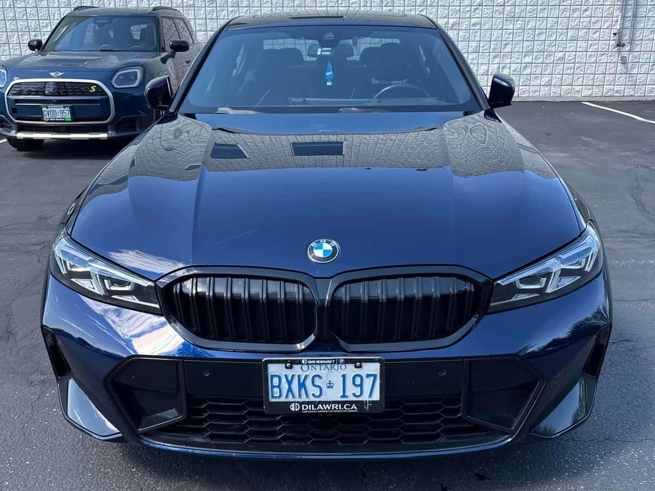 BMW 330 i xDrive/ПОДГРЕВИ/ШИБИДАХ/360 CAM, снимка 2 - Автомобили и джипове - 54417277