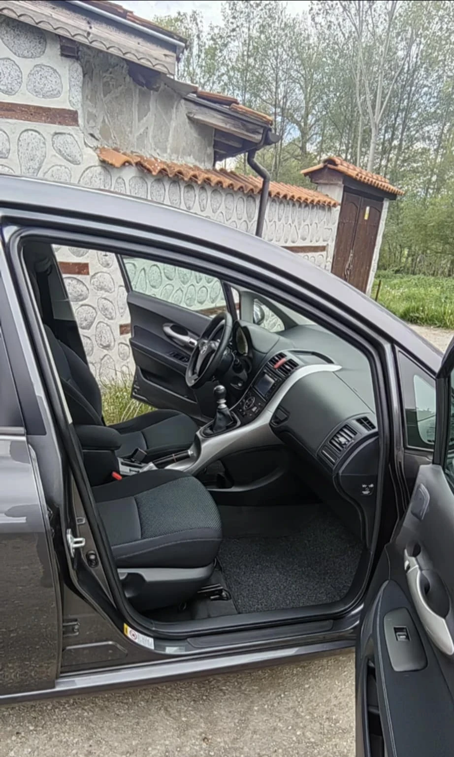 Toyota Auris 2.0 D-4D 126 к.с.FACELIFT/NAVI/EURO 5, снимка 11 - Автомобили и джипове - 54542942