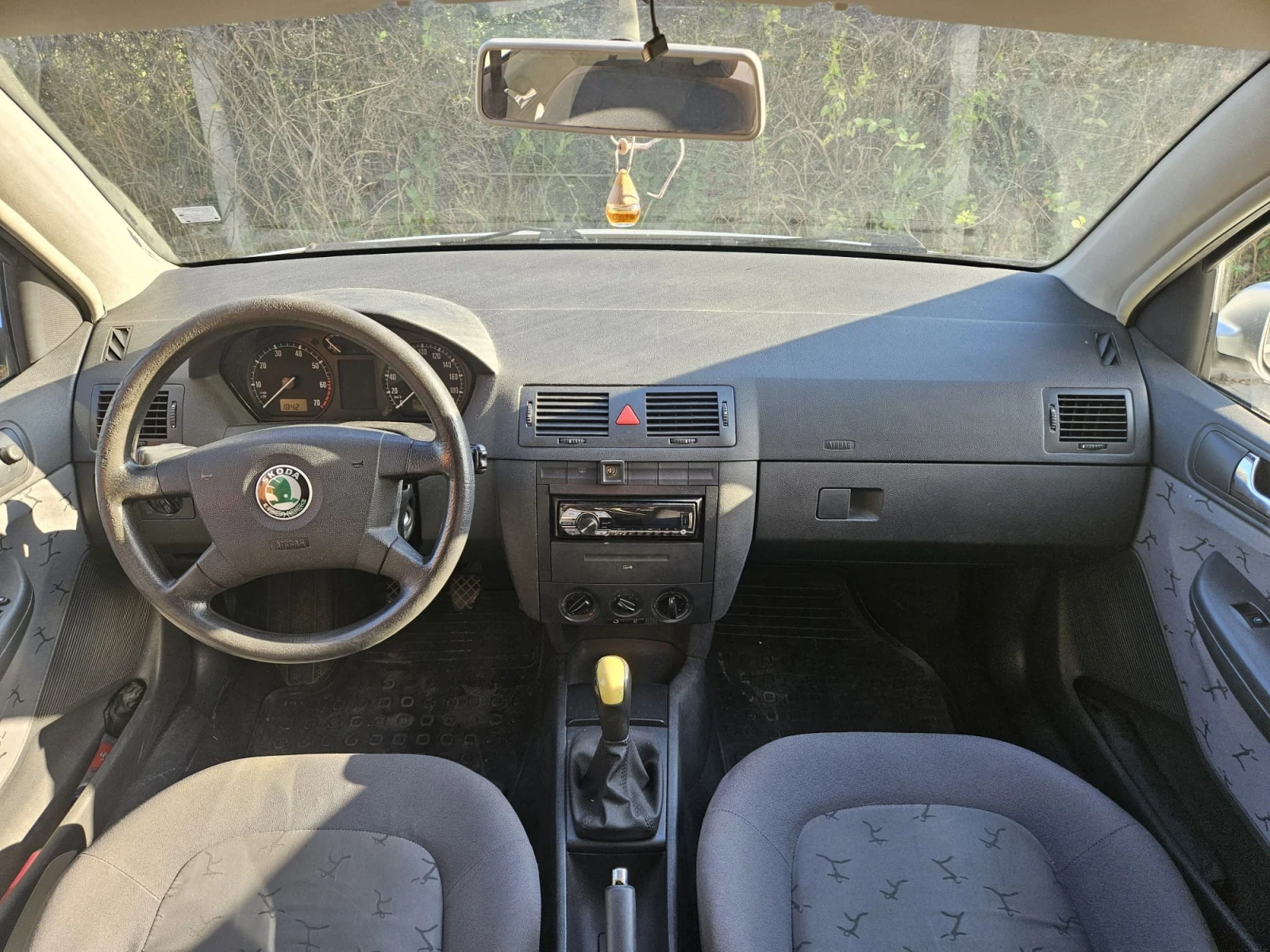 Skoda Fabia, снимка 3 - Автомобили и джипове - 55081604