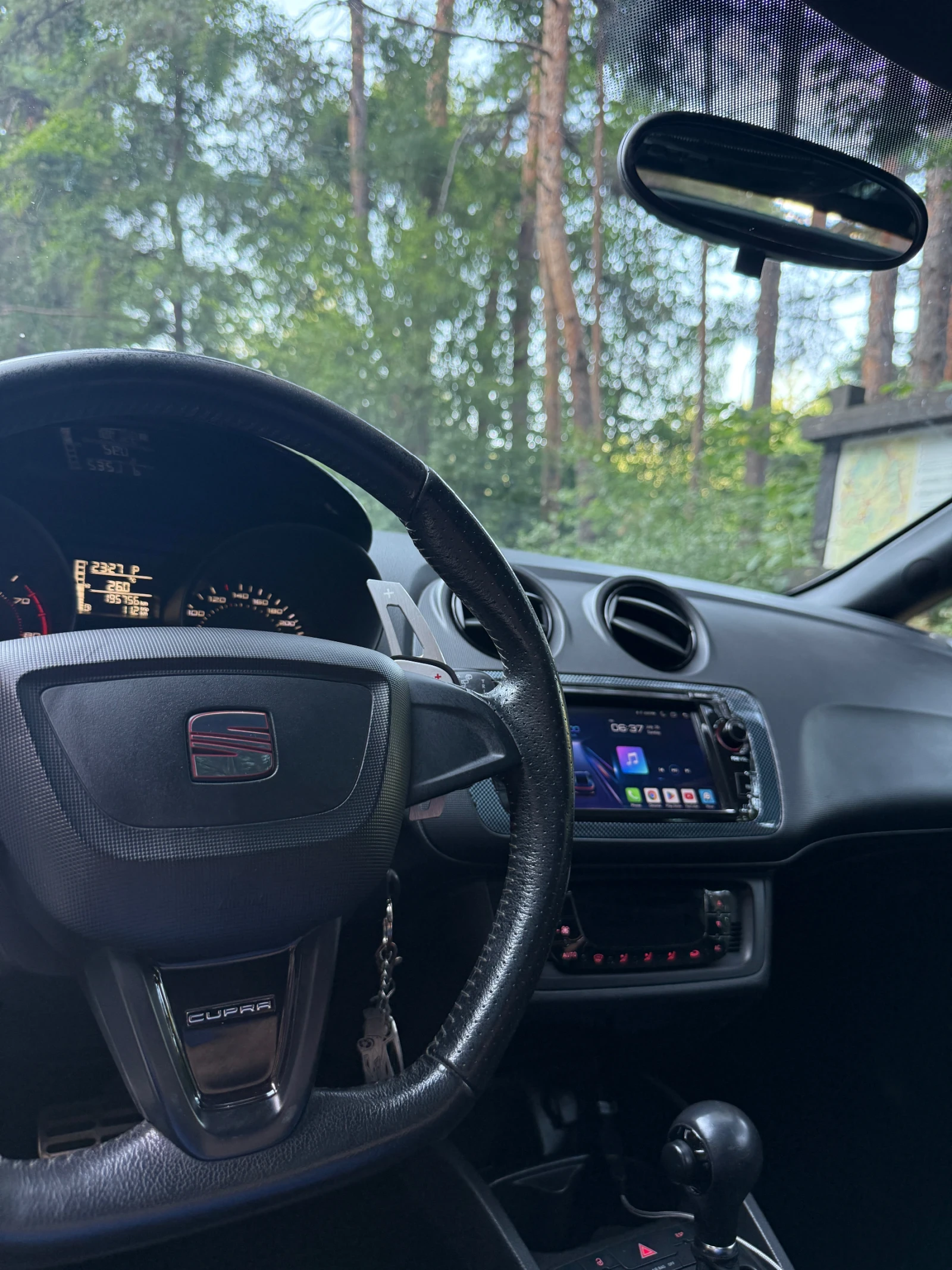 Seat Ibiza Cupra 1.4 TSI, снимка 13 - Автомобили и джипове - 55430549