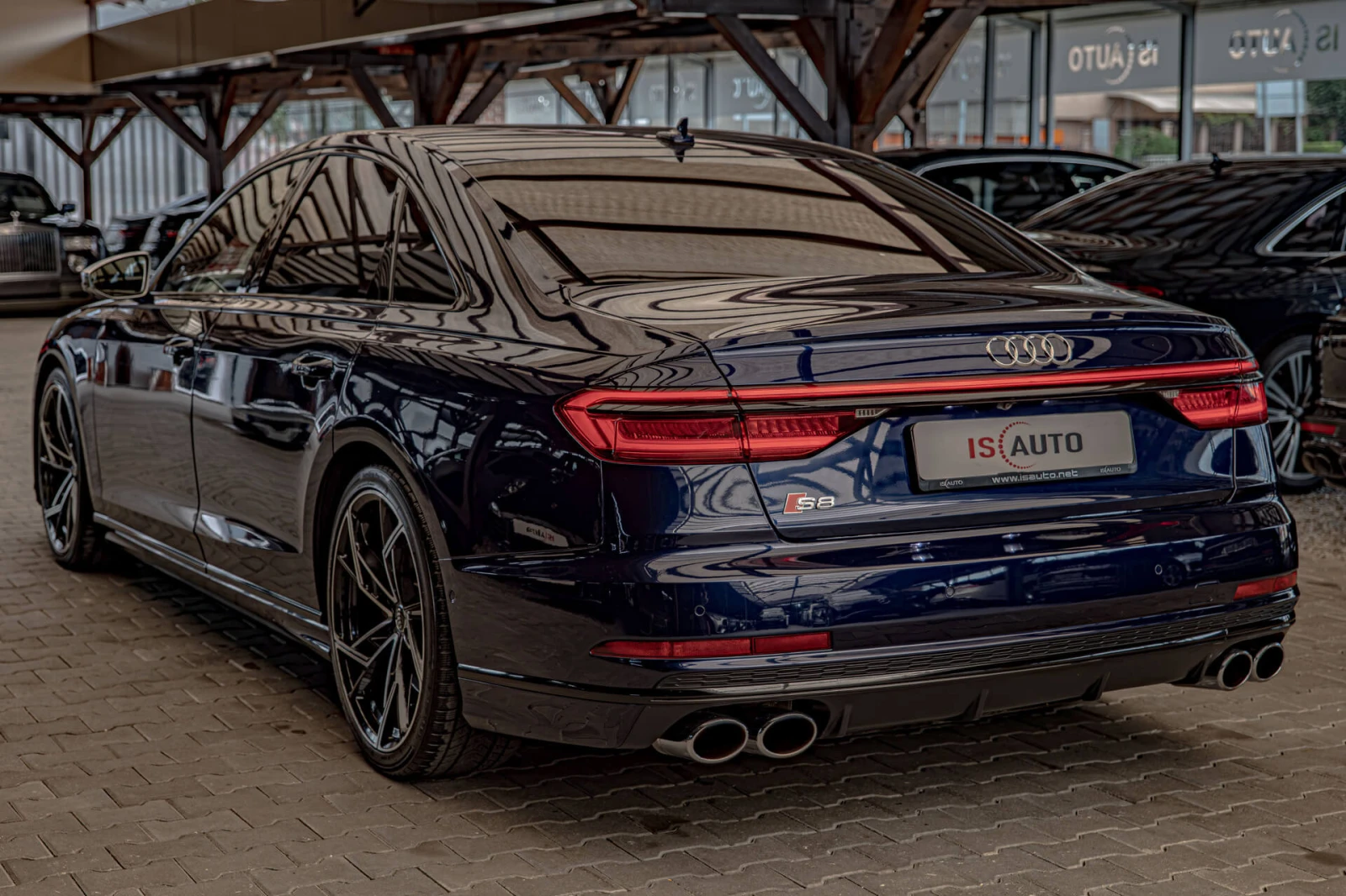 Audi S8 4.0TFSI/Bang&Olufsen/Карбон/Quattro/Обдухване/Каме, снимка 5 - Автомобили и джипове - 55611111