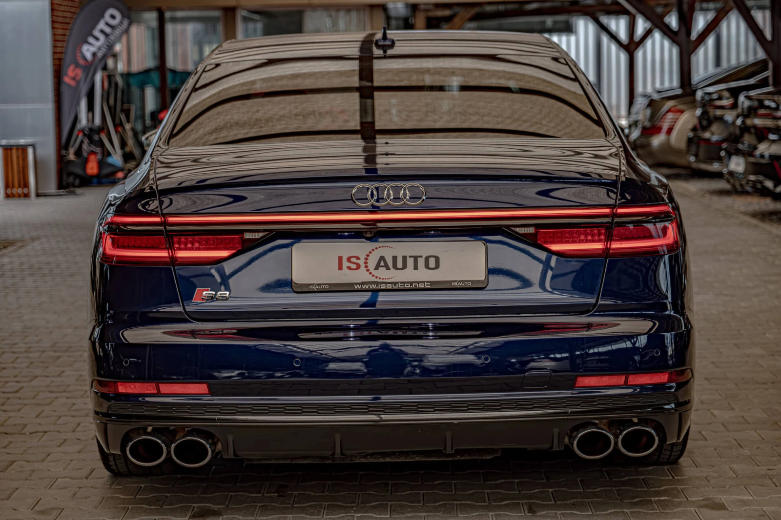 Audi S8 4.0TFSI/Bang&Olufsen/Карбон/Quattro/Обдухване/Каме, снимка 4 - Автомобили и джипове - 55611111