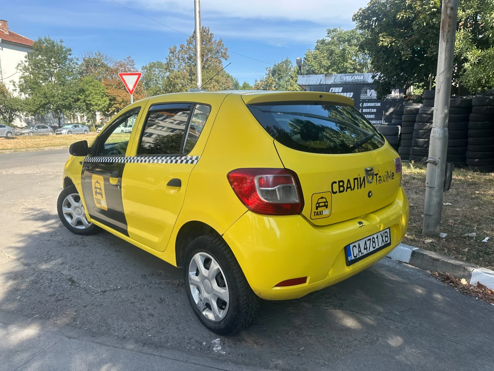 Dacia Sandero 1.2 lpg, снимка 2 - Автомобили и джипове - 55967856