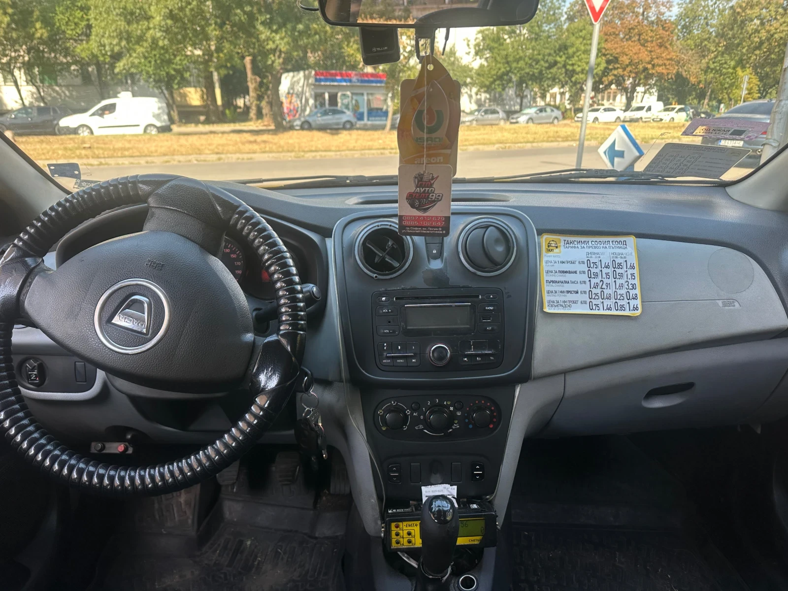 Dacia Sandero 1.2 lpg, снимка 3 - Автомобили и джипове - 55967856