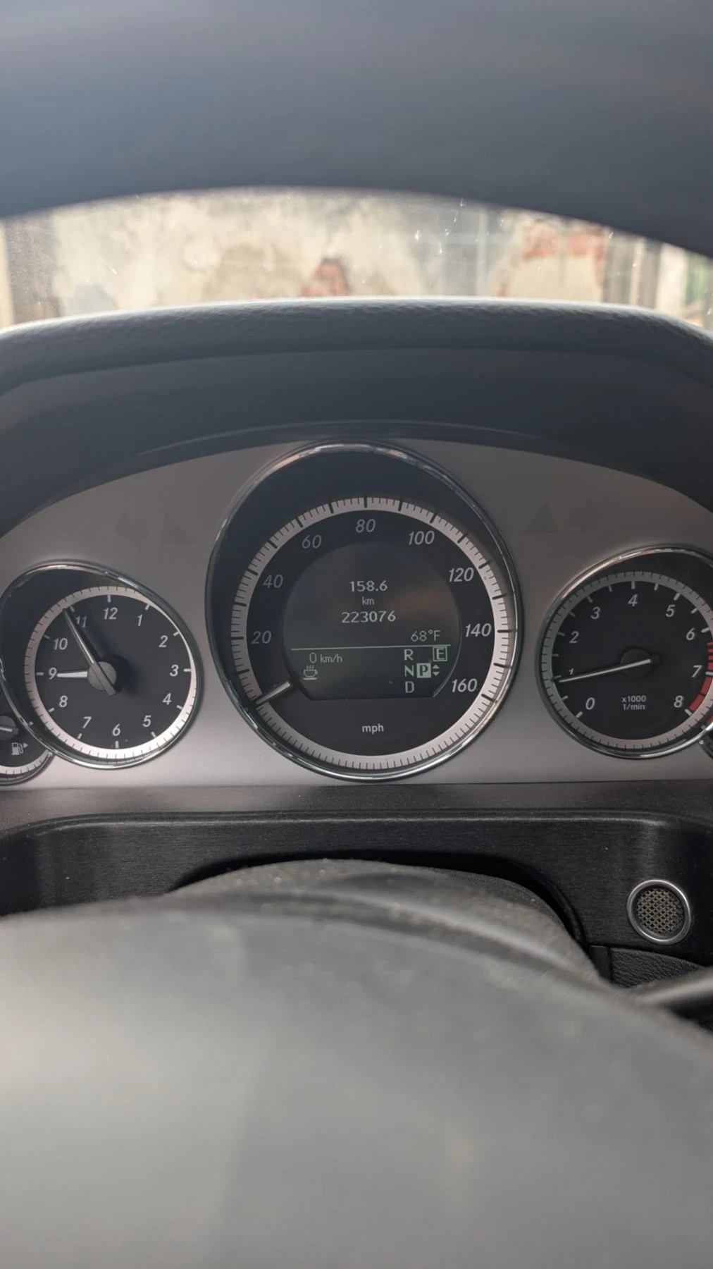 Mercedes-Benz E 500 4 Matic, снимка 9 - Автомобили и джипове - 56143506