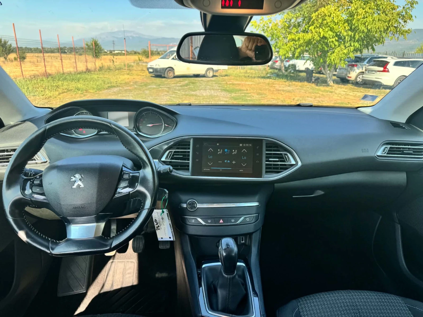 Peugeot 308 1.6HDI 100к.с, снимка 7 - Автомобили и джипове - 56192784
