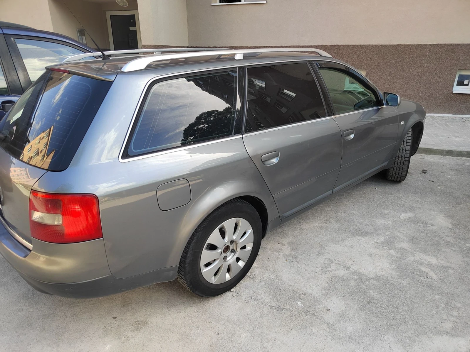 Audi A6 1.8 турбо 4х4, снимка 4 - Автомобили и джипове - 56651253