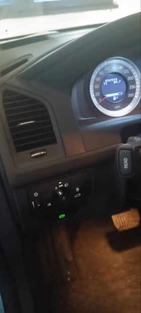 Volvo XC60, снимка 8