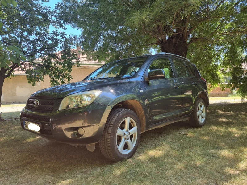 Toyota Rav4, снимка 1 - Автомобили и джипове - 47680289