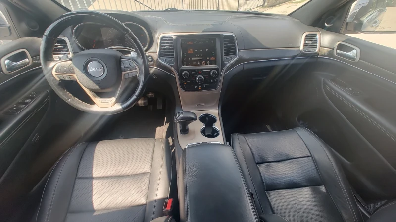 Jeep Grand cherokee Overland , снимка 8 - Автомобили и джипове - 47182078