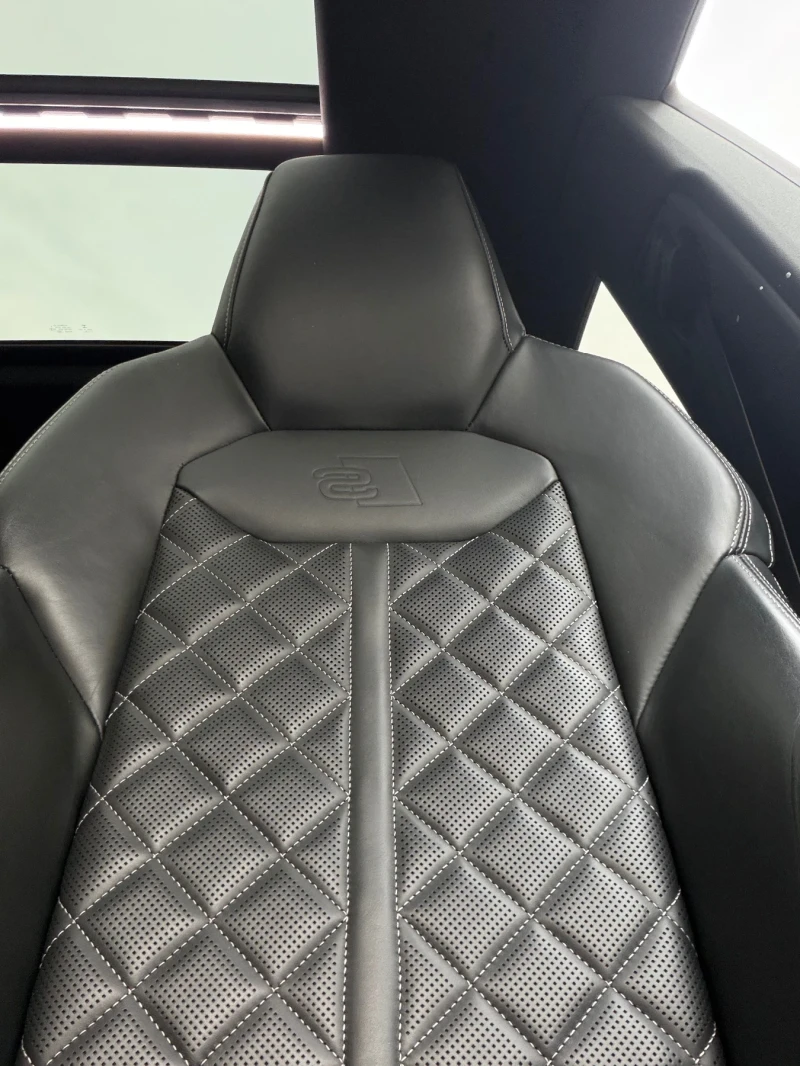 Audi SQ8 Audi Sq8 Black Packet 22, снимка 8 - Автомобили и джипове - 52422999