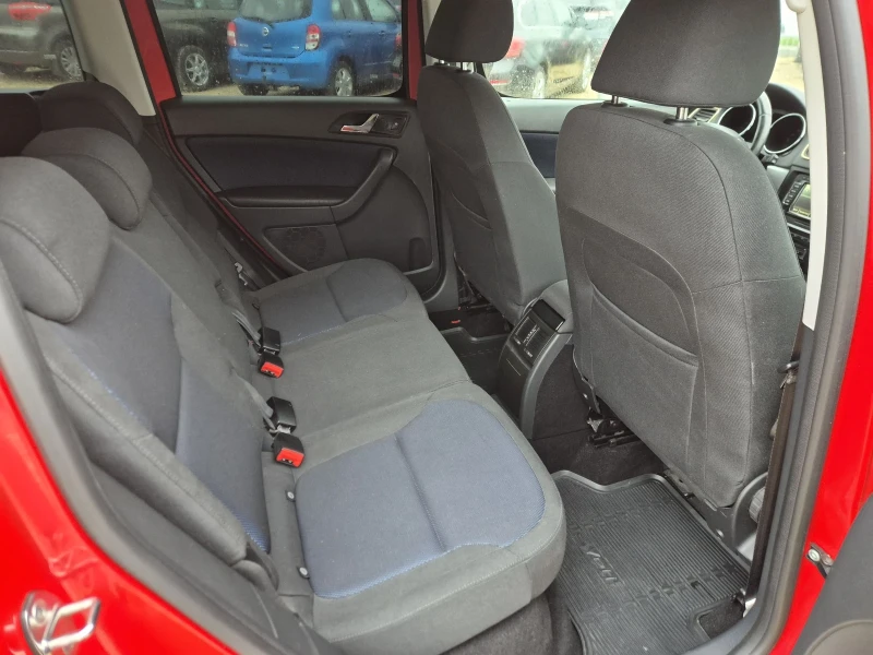 Skoda Yeti 2.0TDI 4X4, снимка 13 - Автомобили и джипове - 52588150