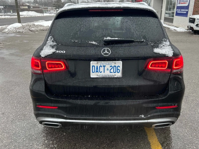 Mercedes-Benz GLC * 300 * CARFAX * БЕЗ ПЪРВОНАЧАЛНА ВНОСКА, снимка 4 - Автомобили и джипове - 53049550
