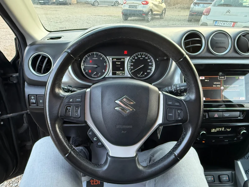 Suzuki Vitara 1.6 DDS NAVI CAMERA DISTRONIC EURO 6, снимка 12 - Автомобили и джипове - 53156094