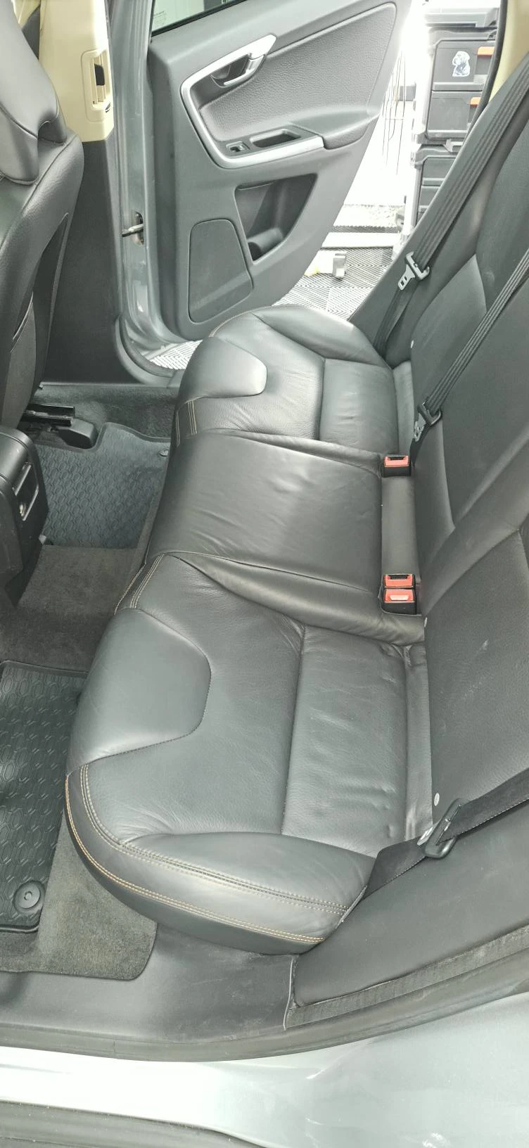 Volvo XC60, снимка 10 - Автомобили и джипове - 54598728