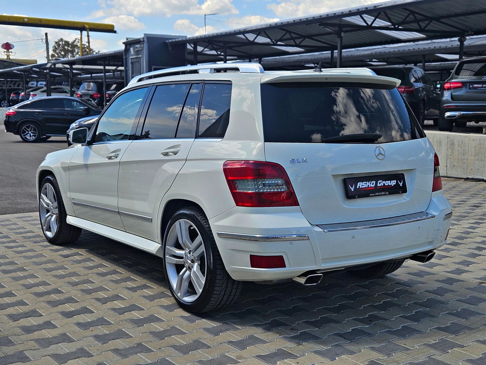 Mercedes-Benz GLK 320AMG/GERMANY/CAMERA/PANO/HARMAN/ПОДГРЕВ/ПАМЕТ/LI - изображение 7