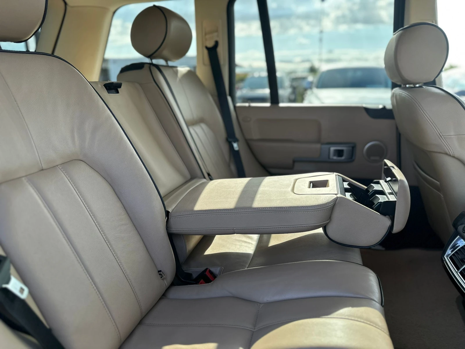 Land Rover Range rover / VOGUE / 3.0D / 208 HP / TOP / | Mobile.bg   11