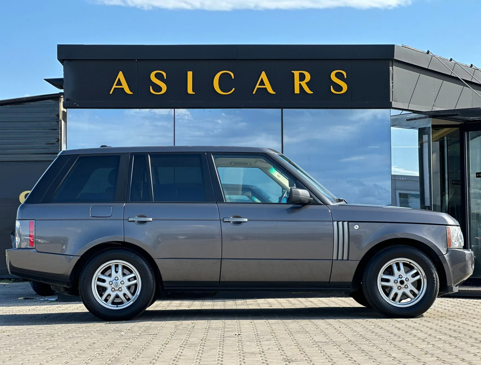 Land Rover Range rover / VOGUE / 3.0D / 208 HP / TOP / - изображение 6
