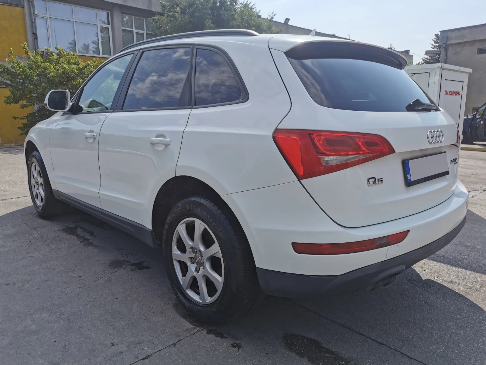 Audi Q5 2.0TDI 170kc. Quattro - изображение 5
