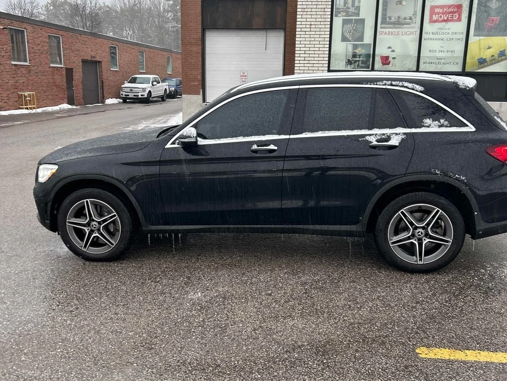 Mercedes-Benz GLC * 300 * CARFAX * БЕЗ ПЪРВОНАЧАЛНА ВНОСКА - изображение 2