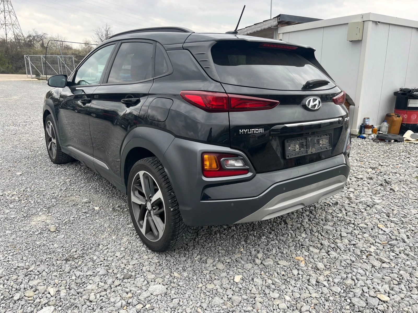 Hyundai Kona 1.6 CRDI, снимка 4 - Автомобили и джипове - 54064631