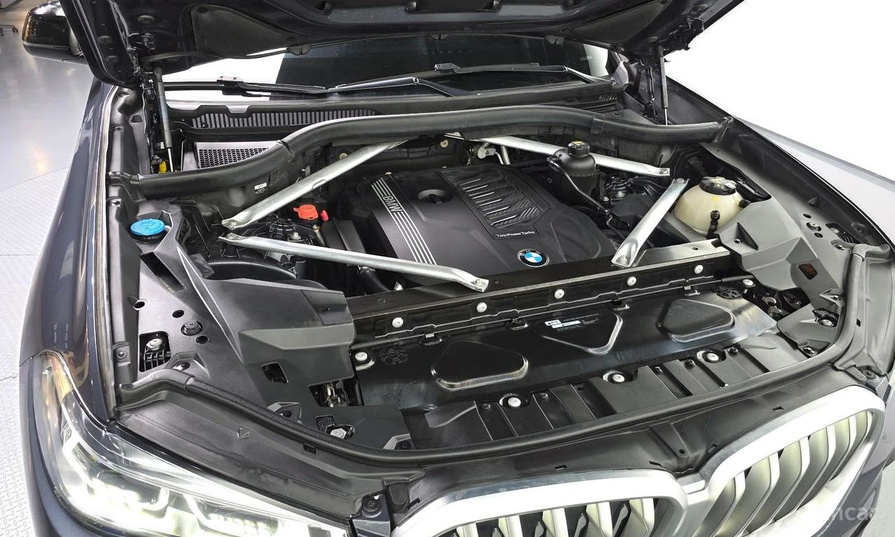 BMW X6 M* SPORT* LASER* ДИСТРОНИК* 360КАМЕРА* МАСАЖ* LANE, снимка 17 - Автомобили и джипове - 55003652
