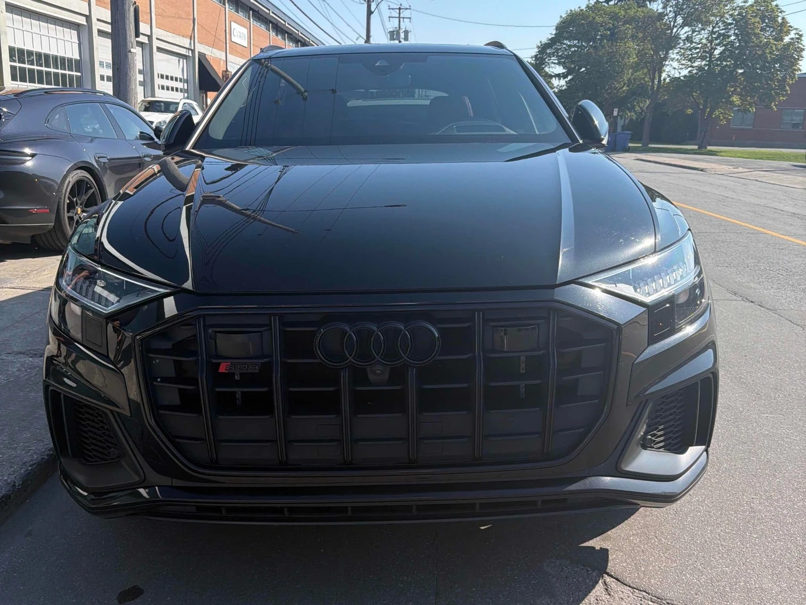 Audi SQ8 ЦЕНА ДО БЪЛГАРИЯ РЕГИСТРАЦИЯ & АВТОКРЕДИТ, снимка 2 - Автомобили и джипове - 55585672