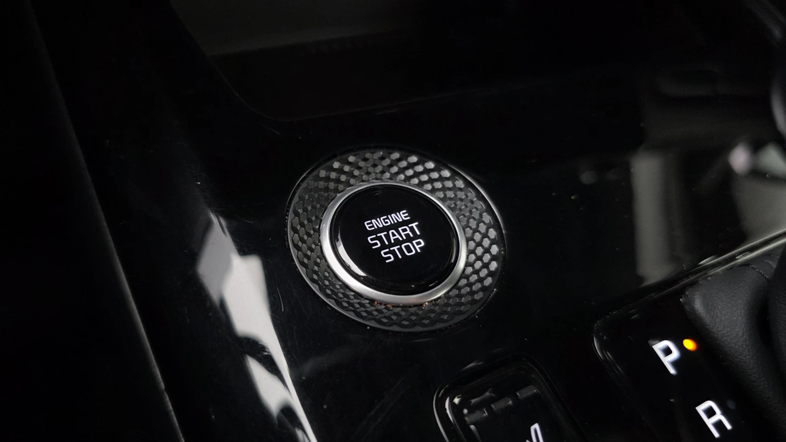 Kia Niro Prestige | Keyless | Хибрид | Обдухване | Подгрев, снимка 15 - Автомобили и джипове - 56334050